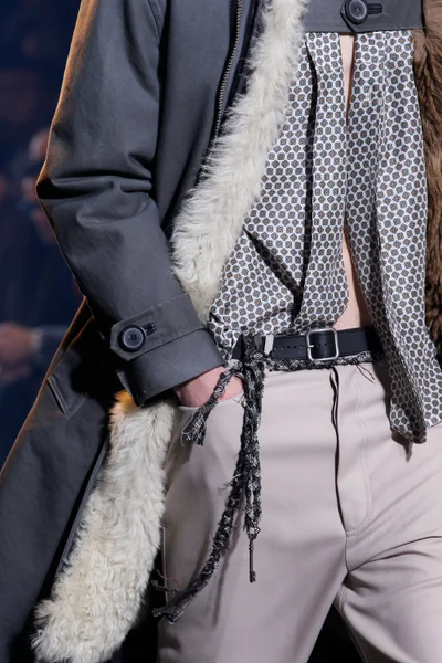 Look 40